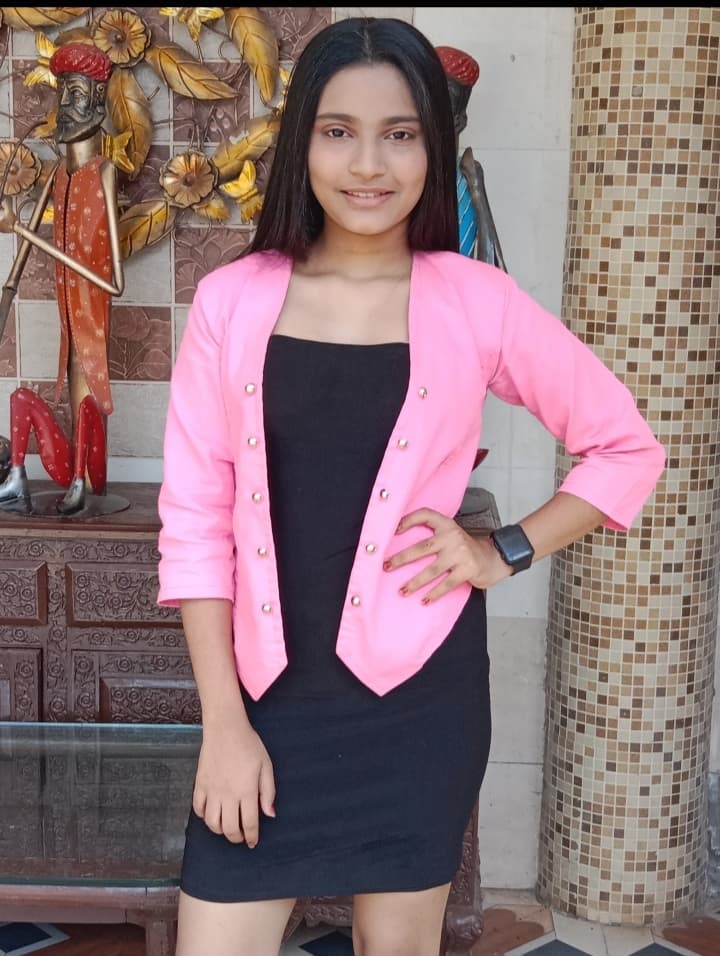 Ayesha Khan profile photo