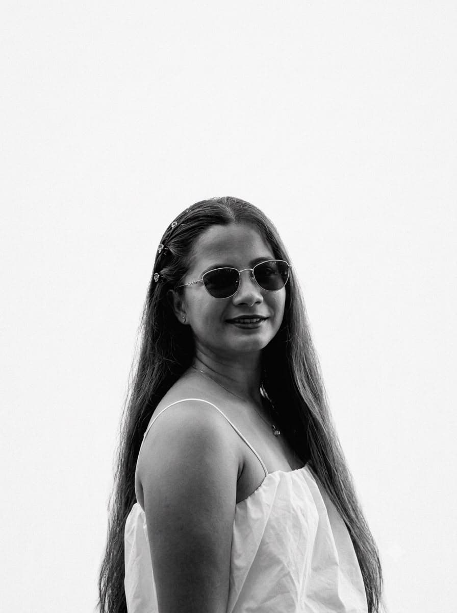 Tania Deb