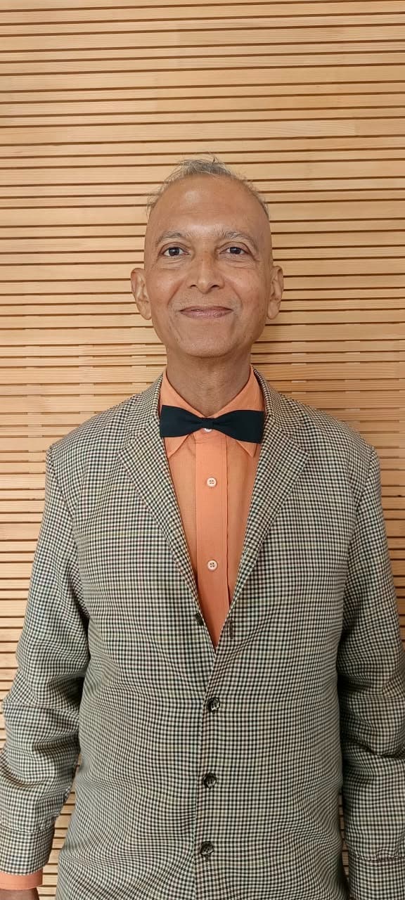Milind D Kulabkar