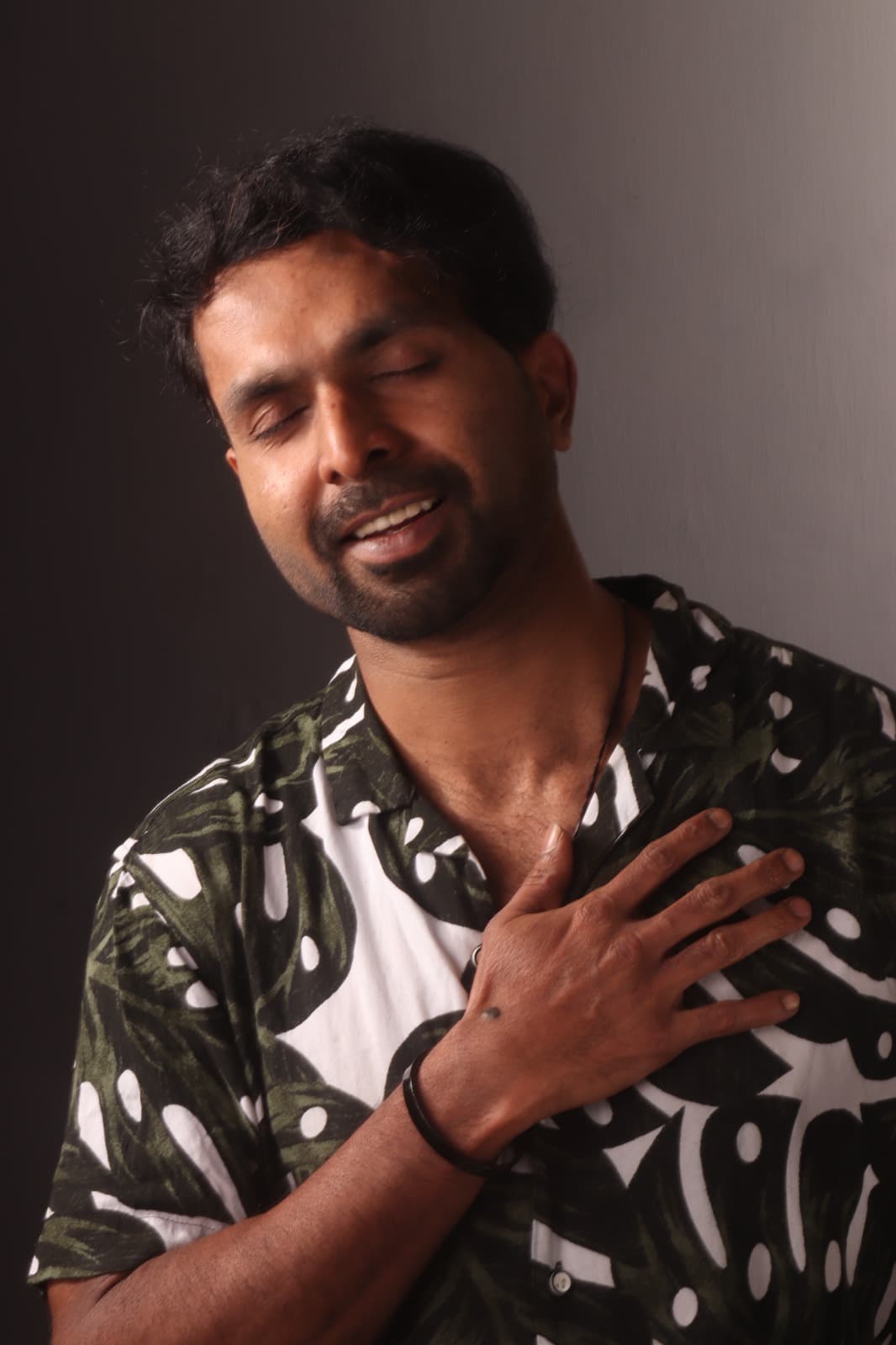 Santhosh G