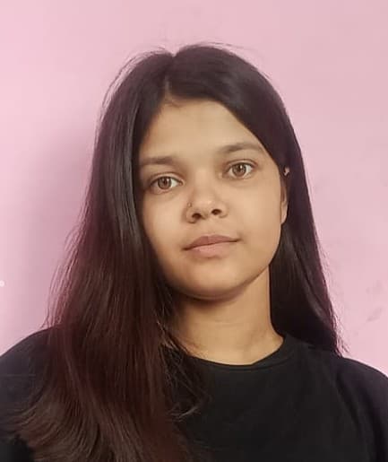 Shalini Pandey profile photo