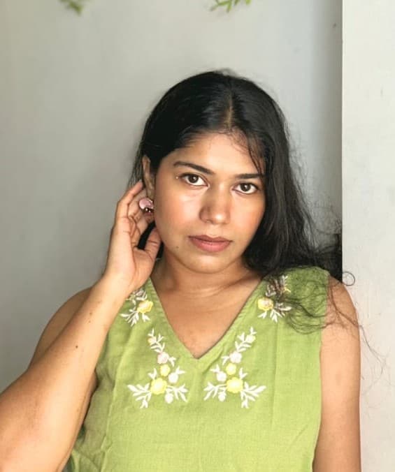 Himanshi Dev profile photo